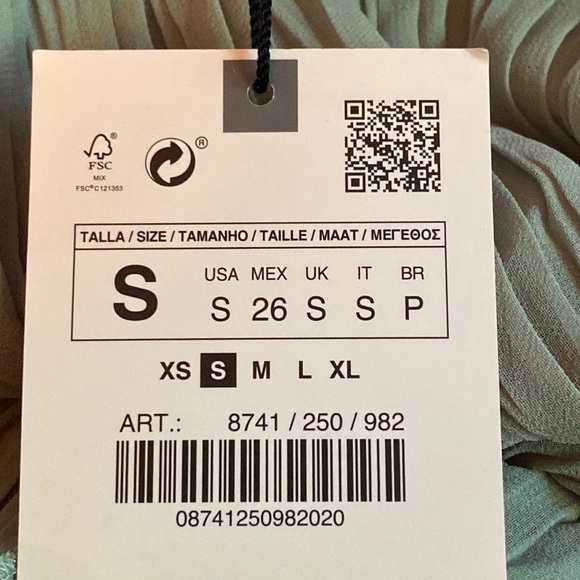 NWT. Zara Sea Green Pleated Midi Dress. Size S. - Picture 6 of 9